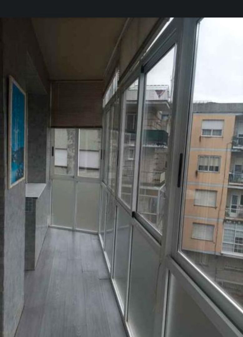 Terrassa de Pis en venda en San Cibrao das Viñas amb Moblat