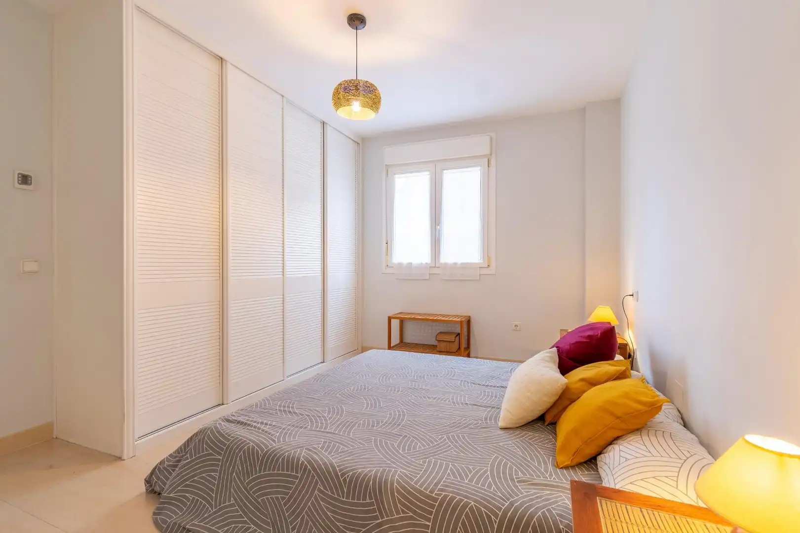 Habitación de Piso en venta en Almería con Aire acondicionado, Calefacción y Balcón
