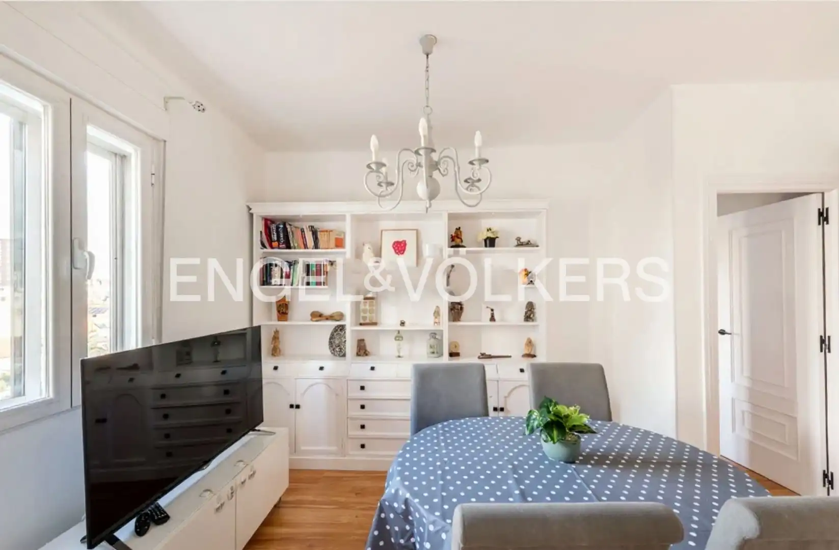 Dining room of Flat for rent in  Madrid Capital  with Air Conditioner, Heating and Terrace