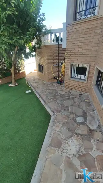 Casa amb terrassa en venda a Calle Alemania, imagen 19