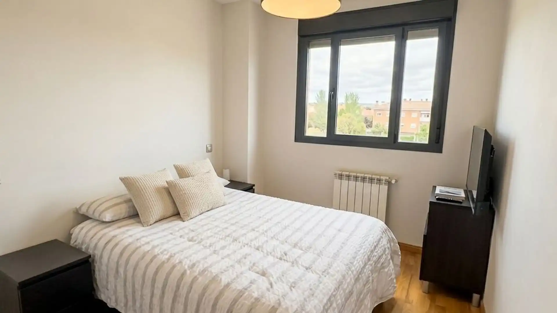 Piso de alquiler en Avenida de la Gavia, Ensanche de Vallecas - La Gavia