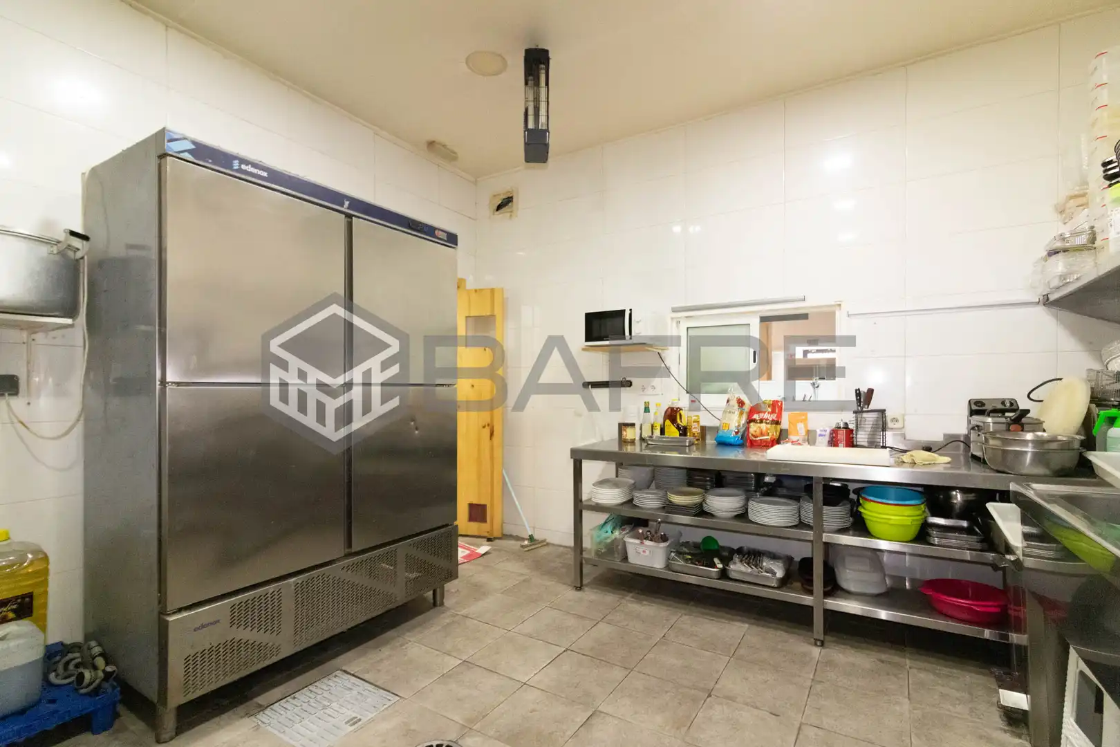Kitchen of Commercial properties for sale in Madrid