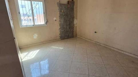 Foto 4 de Casa adosada en venda a Reverenda Madre Maria Micaela, La Chanca - Pescadería, Almería