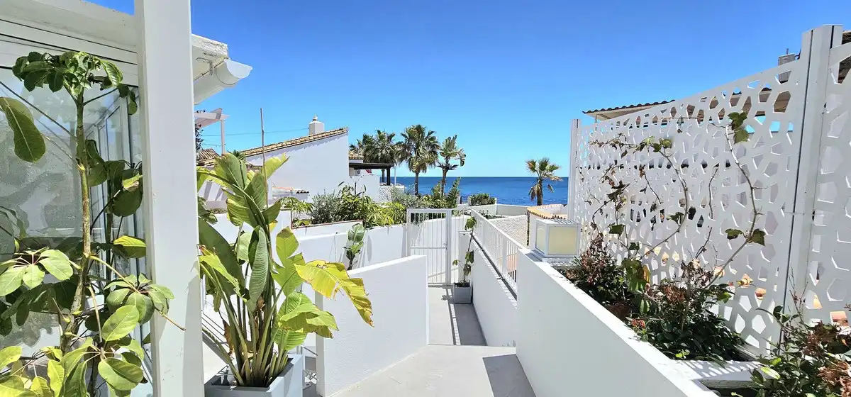 Casa con piscina en venta en Estepona - Estepona,Centro,Calle Moreno Torroba