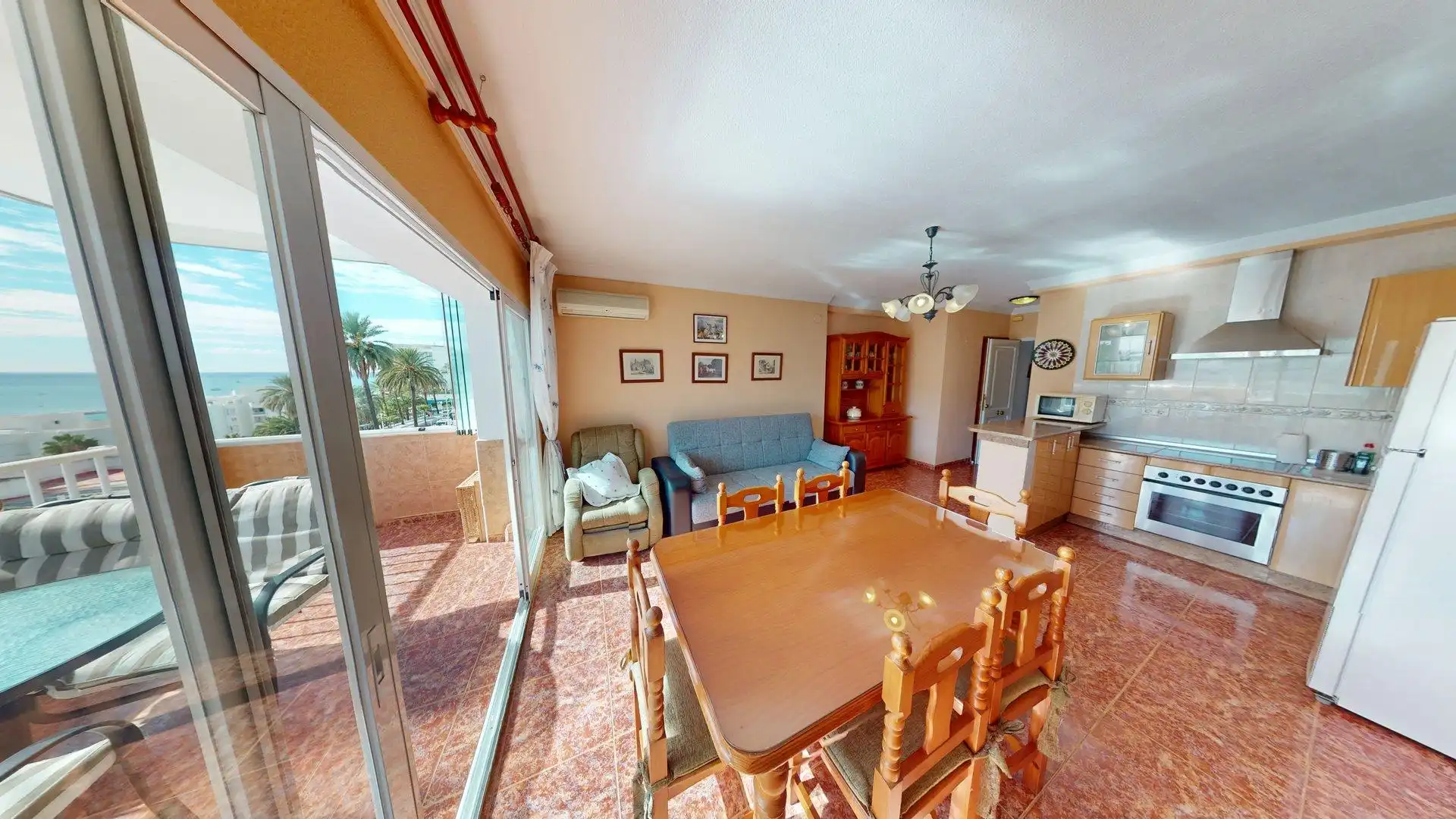 Sala d'estar de Pis en venda en Benalmádena amb Aire condicionat, Calefacció i Terrassa