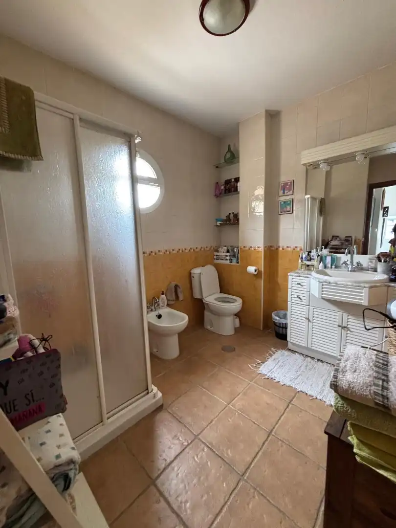 Bany de Casa o xalet en venda en Alhaurín de la Torre amb Aire condicionat, Calefacció i Terrassa