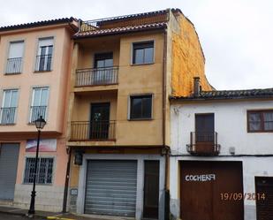 Vista exterior de Pis en venda en Jerte amb Terrassa i Balcó