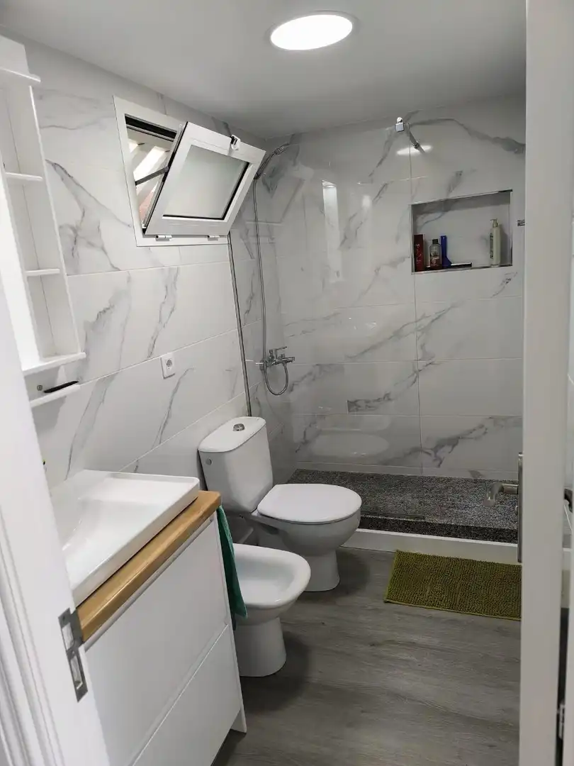 Bany de Apartament de lloguer en Mogán amb Terrassa, Moblat i Balcó