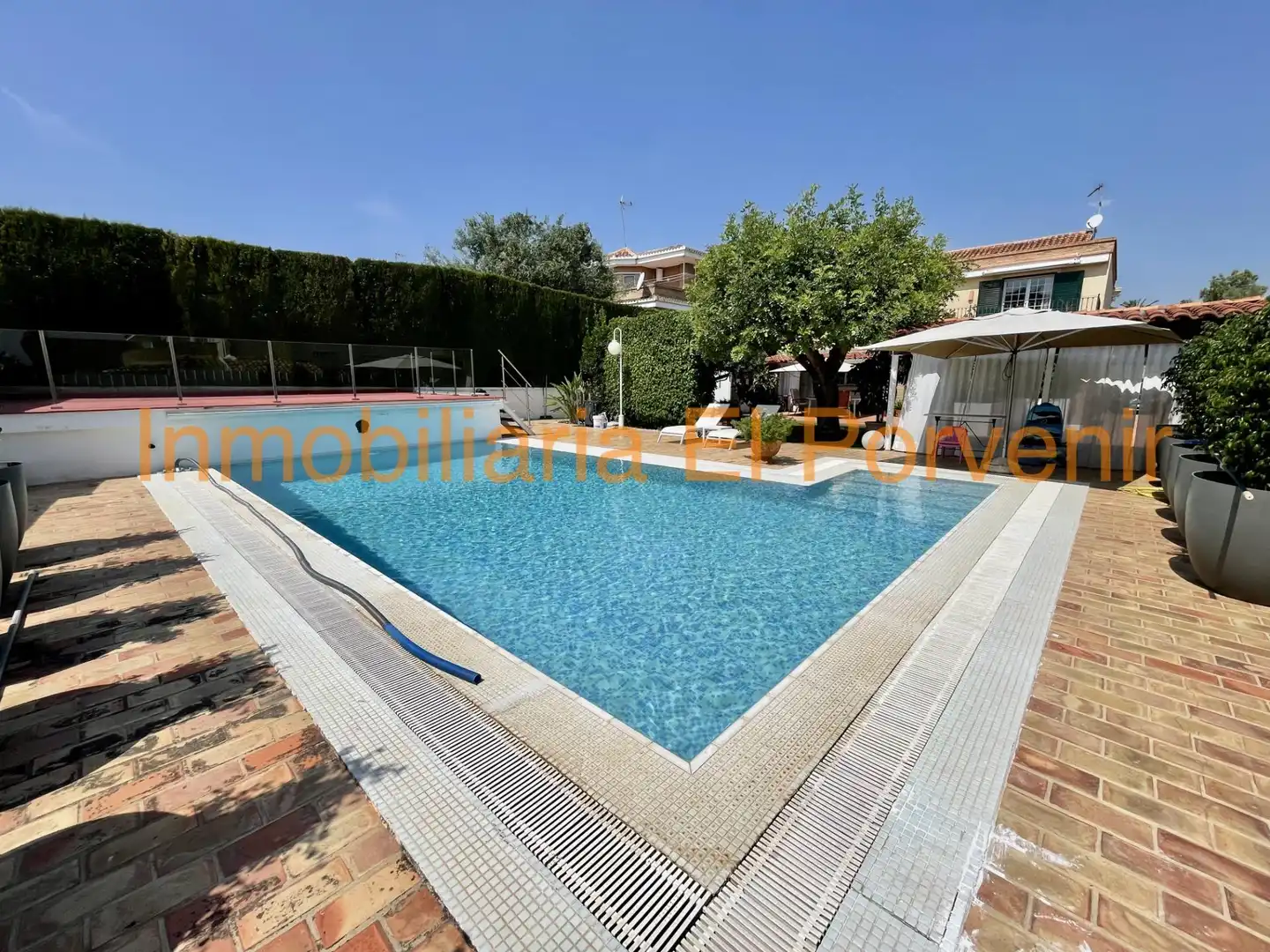 Piscina de Casa o chalet en venta en Torrent con Aire acondicionado, Calefacción y Jardín privado