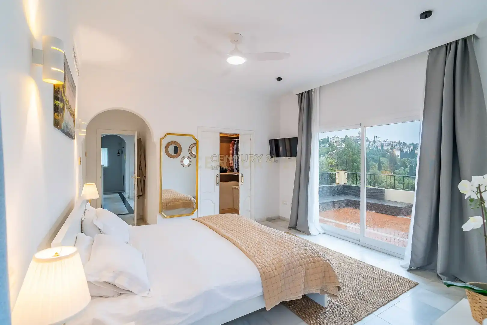 Bedroom of Houses for sale in Mijas  with Air Conditioner, Private garden and Storage room