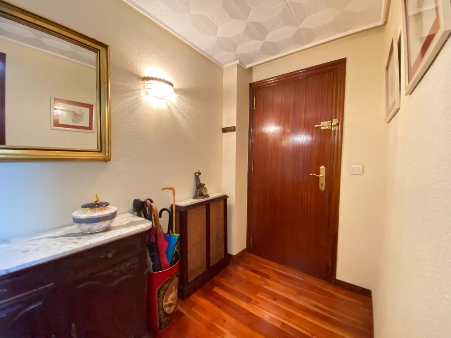 Flat for rent in Bilbao   with Heating, Terrace and Furnished