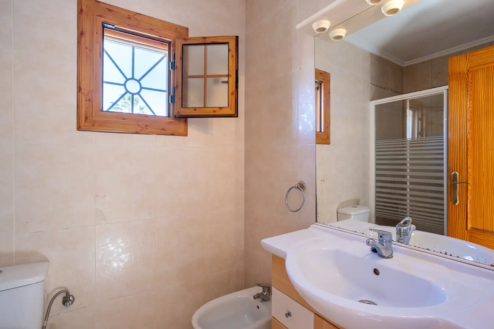 Bathroom of Houses for sale in Benijófar  with Terrace, Storage room and Balcony