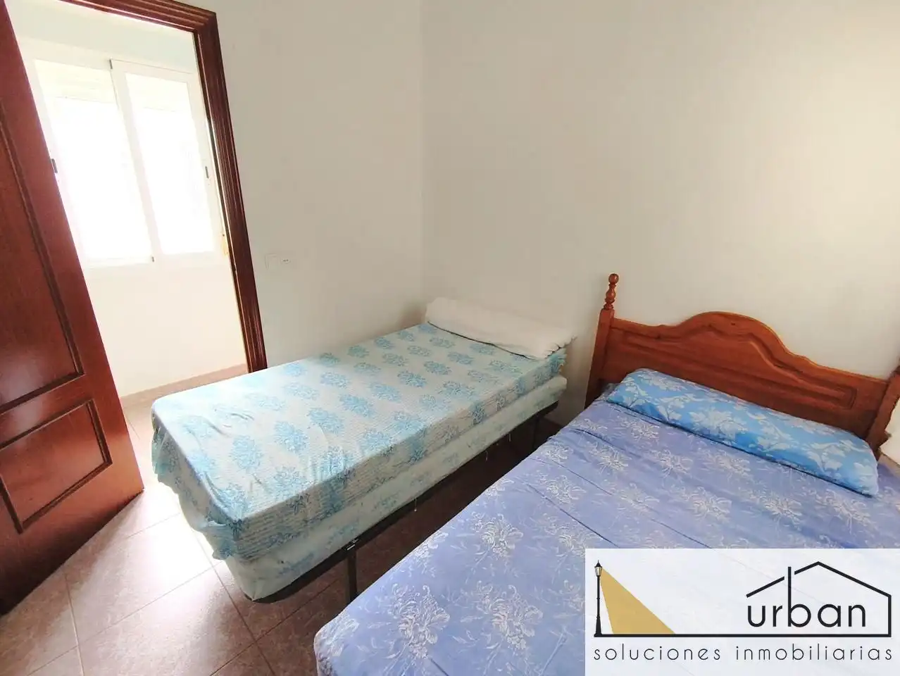 Habitación de Casa adosada en venta en Chipiona