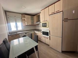 Apartamento en Alquiler en Calle Serranos en Casco Antiguo