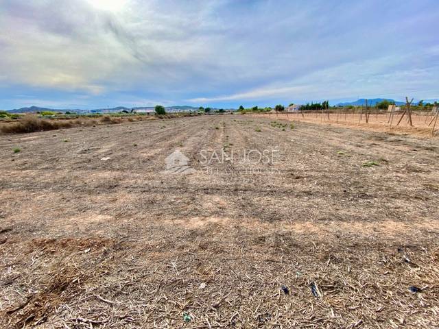 Terreno residencial en Venta en Pedanías Oeste