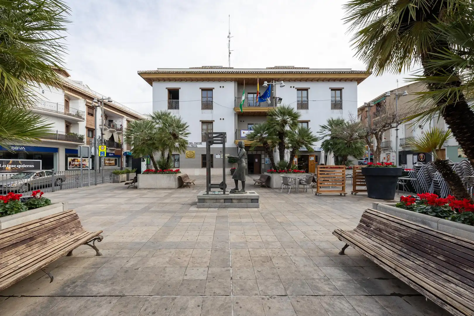 Vista exterior de Casa o xalet en venda en La Zubia amb Balcó