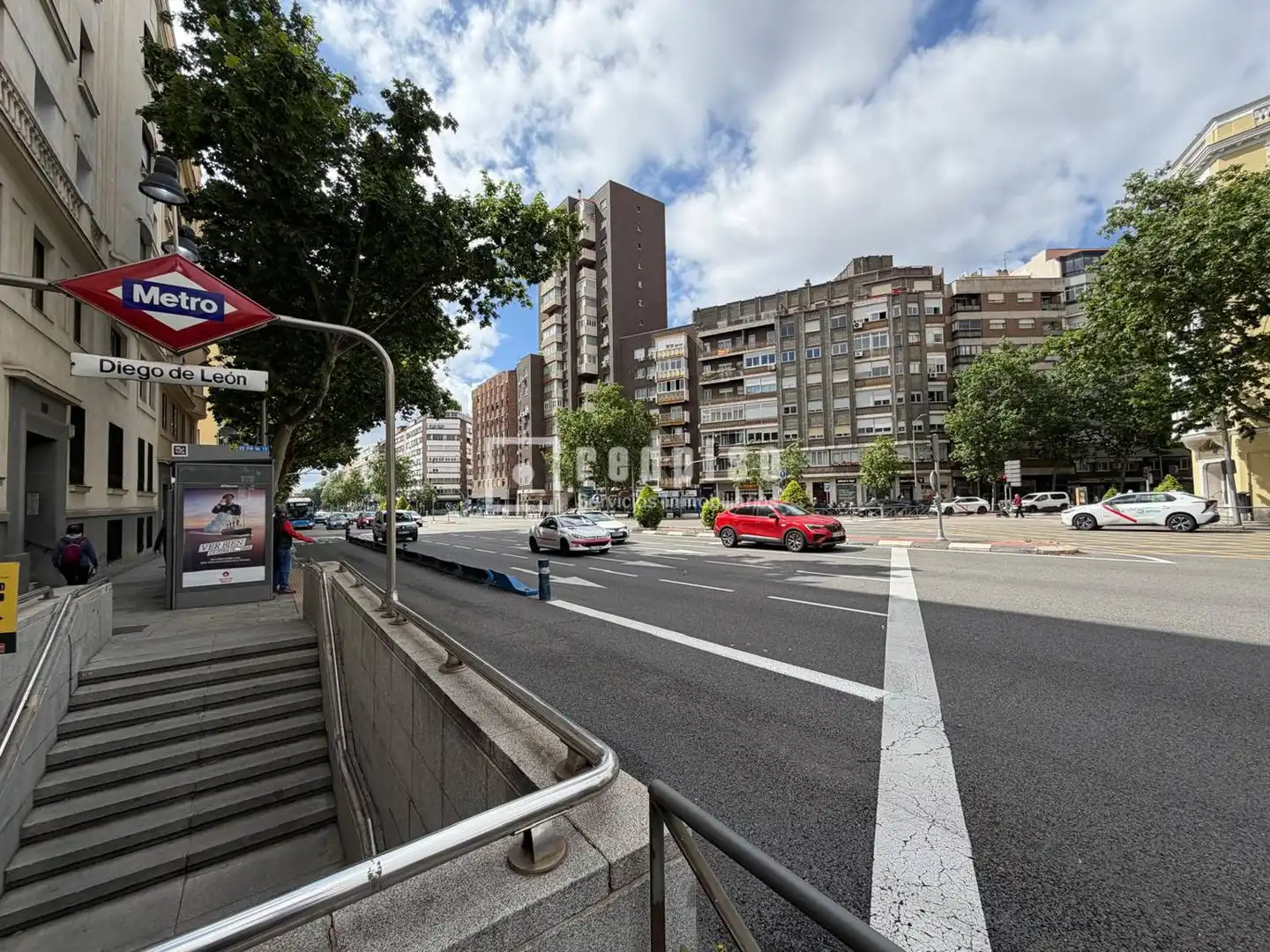 Vista exterior de Piso en venta en Madrid con Calefacción, Parquet y Terraza