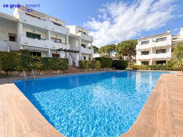 Penthouse mit Pool zum Verkauf in Platja de Pals