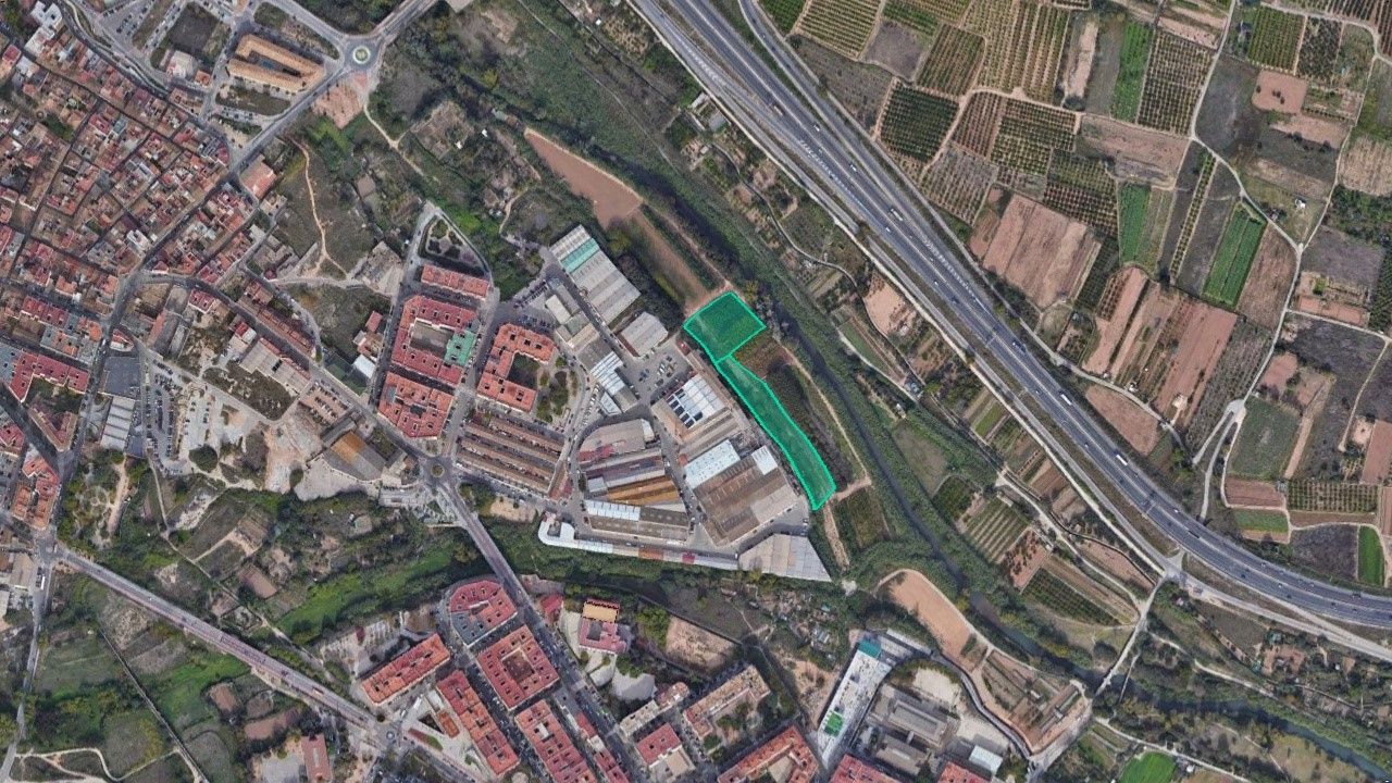 Land for sale in Manises