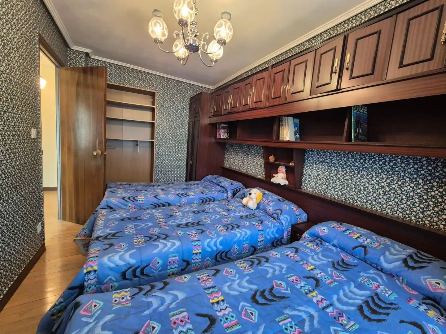 Bedroom of Flat for sale in Valle de Mena