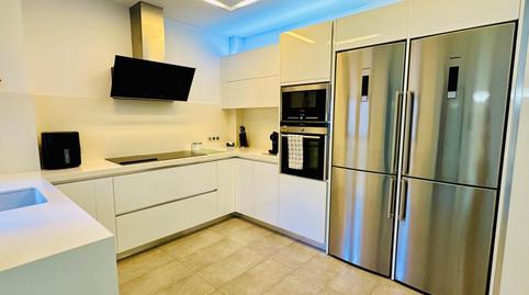 Foto 5 de Casa adosada de alquiler en El Castellar i l'Oliverar,  Valencia Capital