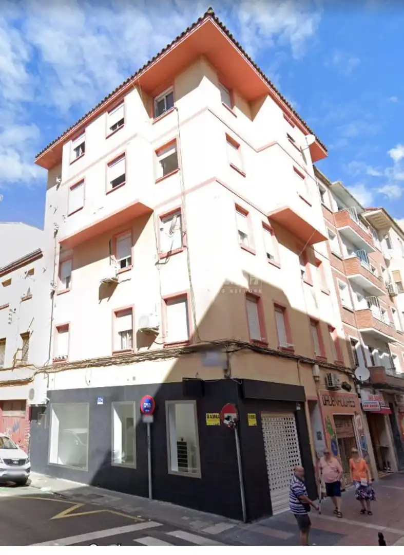 Vista exterior de Piso en venta en Zaragoza con Calefacción y Parquet