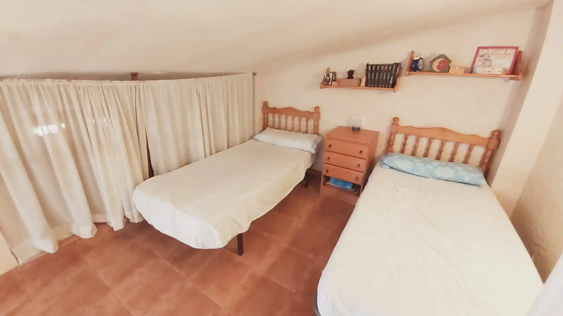 Bedroom of Houses for sale in Pozohondo  with Furnished