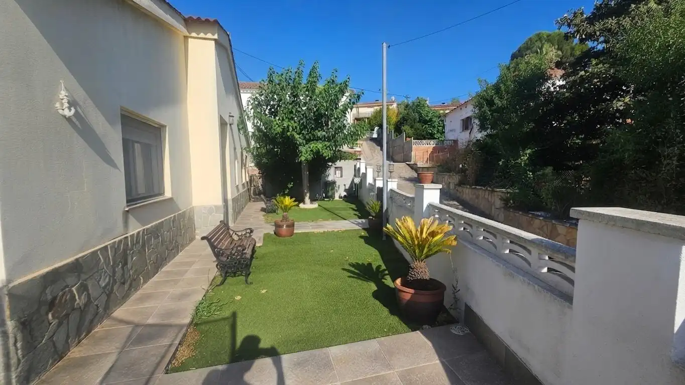 Vista exterior de Casa o chalet en venta en Piera con Aire acondicionado, Calefacción y Jardín privado