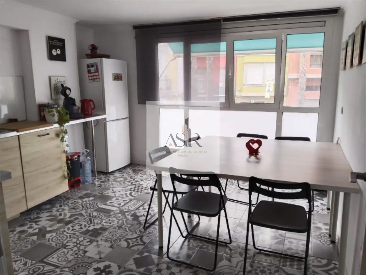Kitchen of Office for rent in Alzira