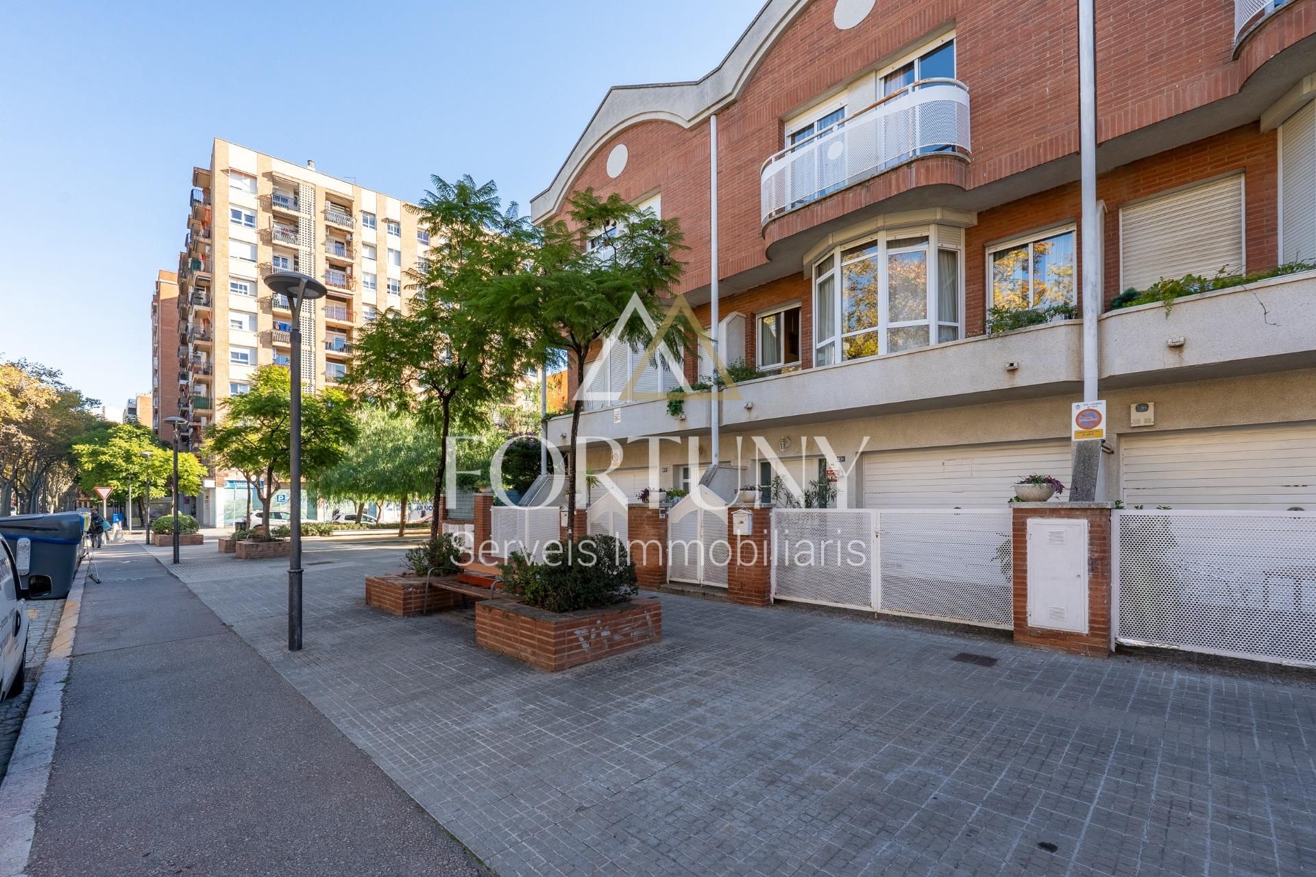 Exterior view of Single-family semi-detached for sale in Reus  with Air Conditioner, Heating and Terrace