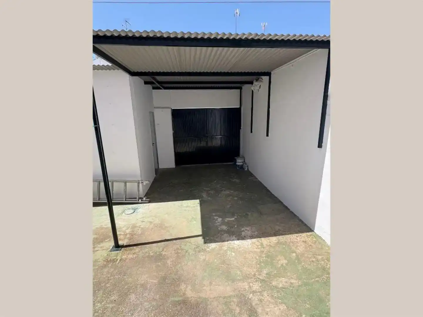 Flat for sale in Malcocinado  with Air Conditioner, Storage room and Furnished