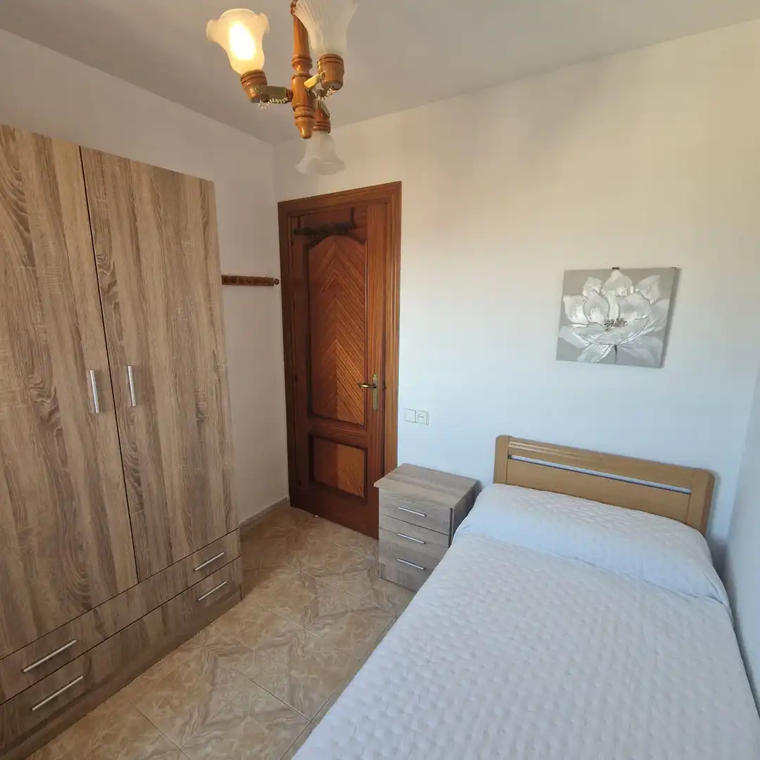 Schlafzimmer von Wohnung zur Miete in Málaga mit Möbliert