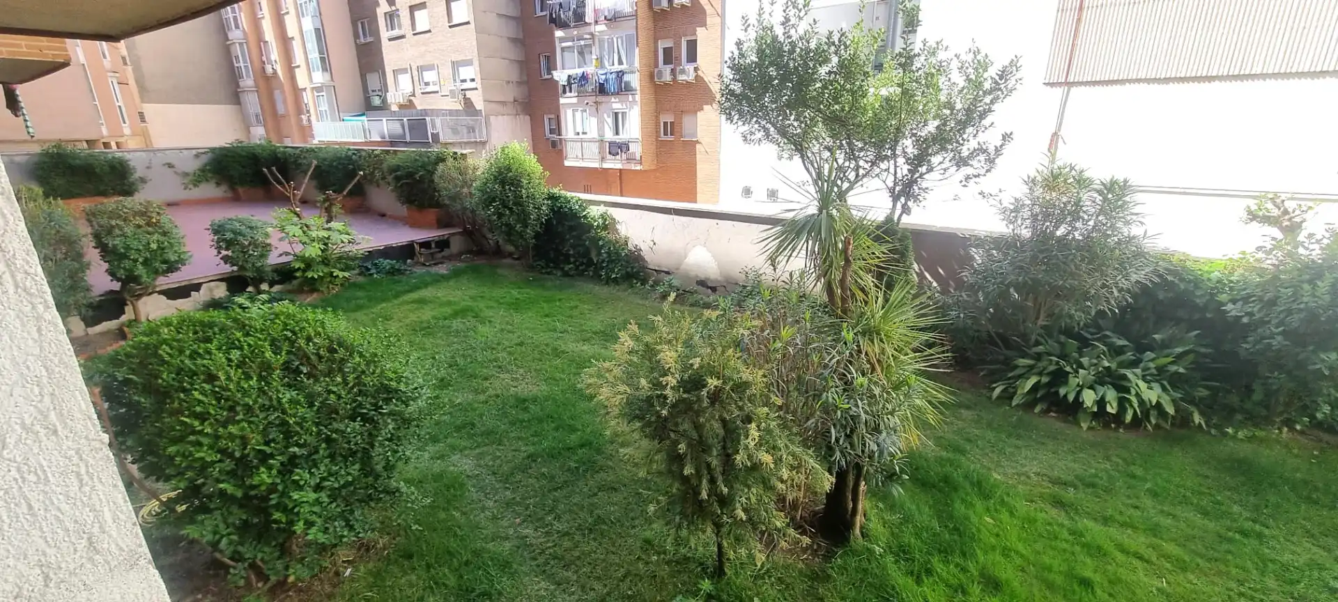 Garten von Geschaftsraum zum Verkauf in Madrid mit Klimaanlage, Möbliert und Alarm