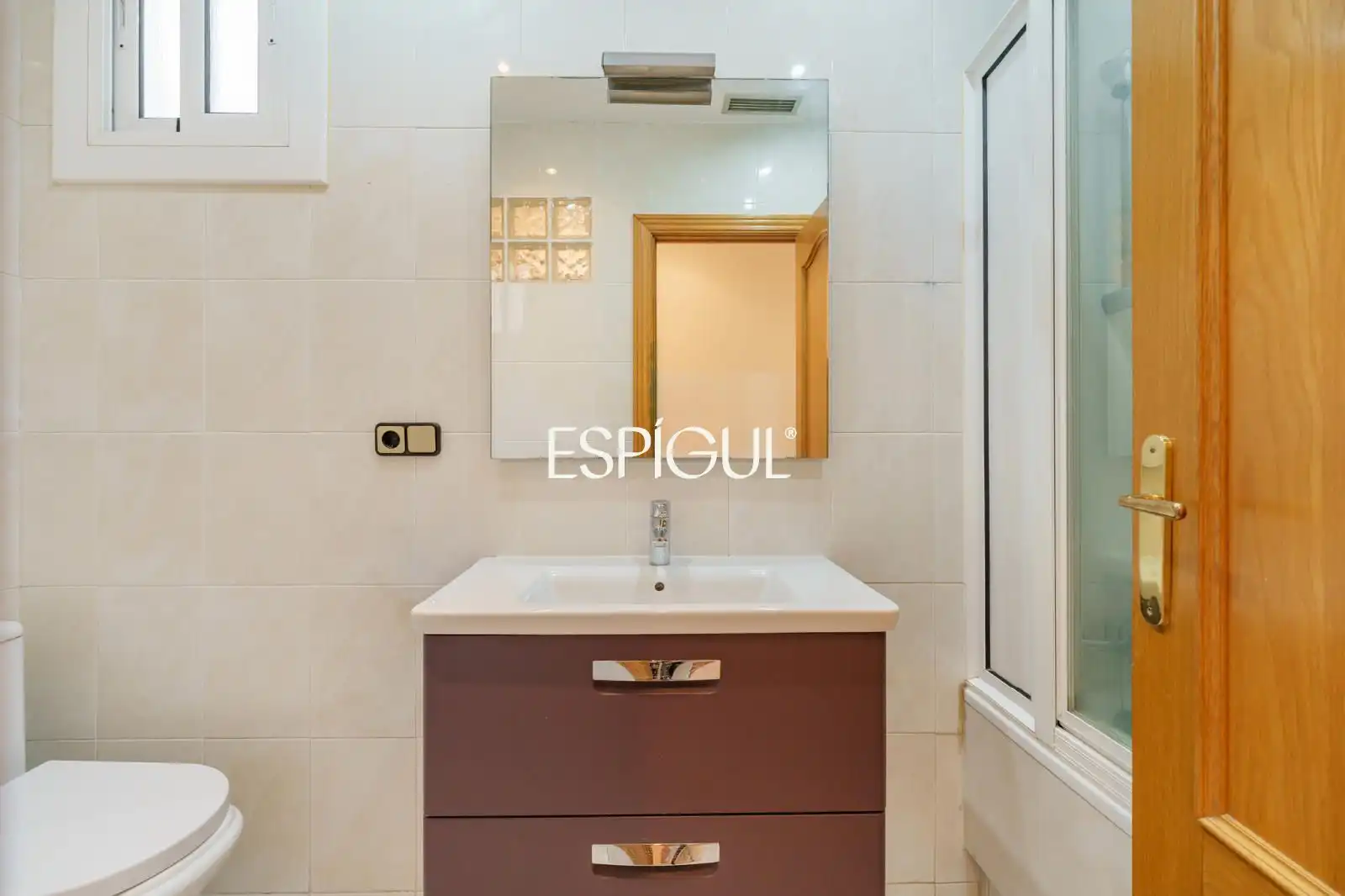 Baño de Piso en venta en Sants - Montjuïc