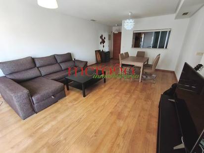 Living room of Flat to rent in Crevillent  with Air Conditioner, Terrace and Community pool