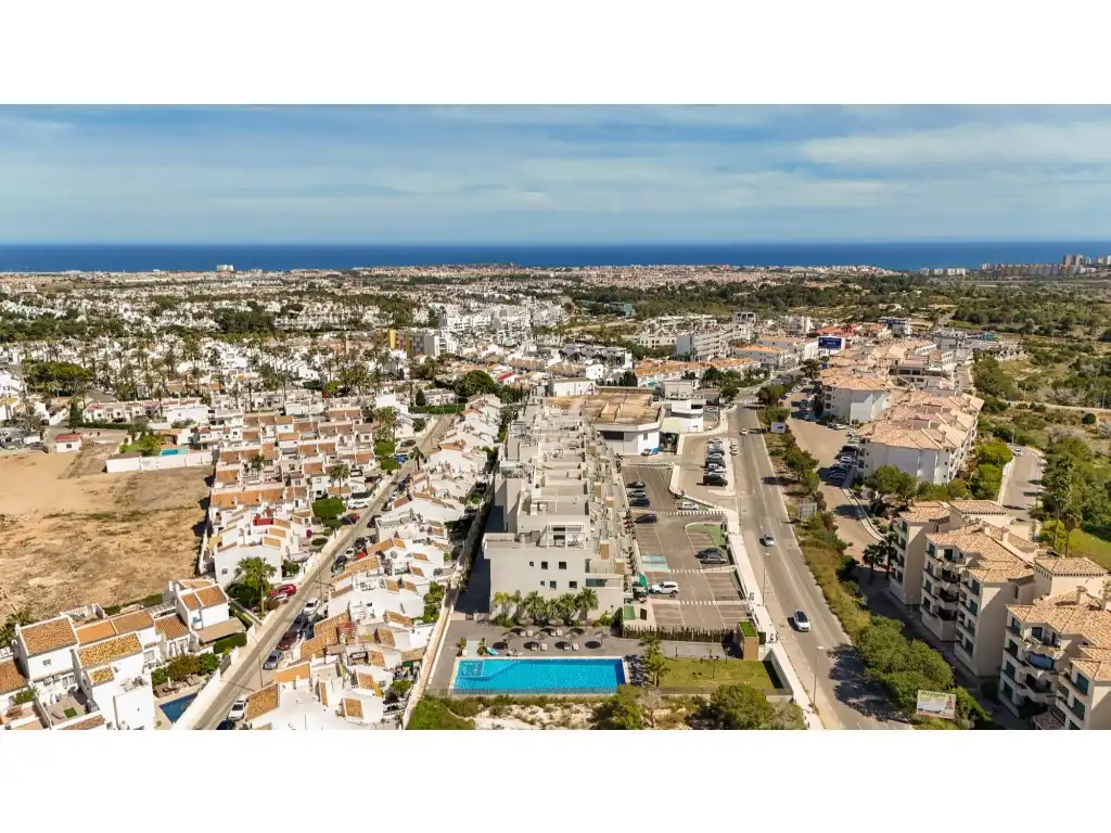 Apartamento con terraza en venta en Calle Pirineos-Filipinas, imagen 31