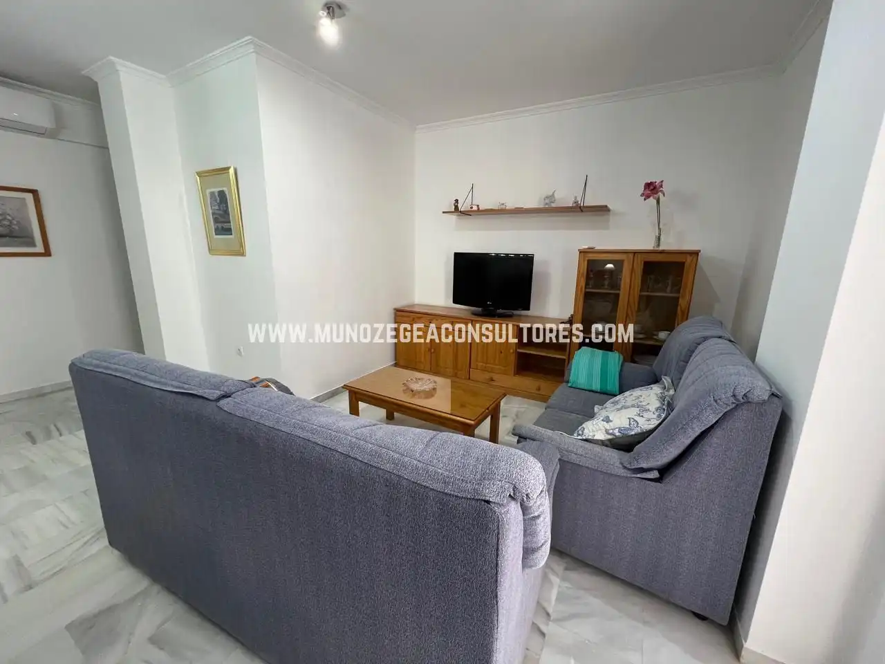 Living room of Flat for rent in Lucena  with Air Conditioner and Furnished