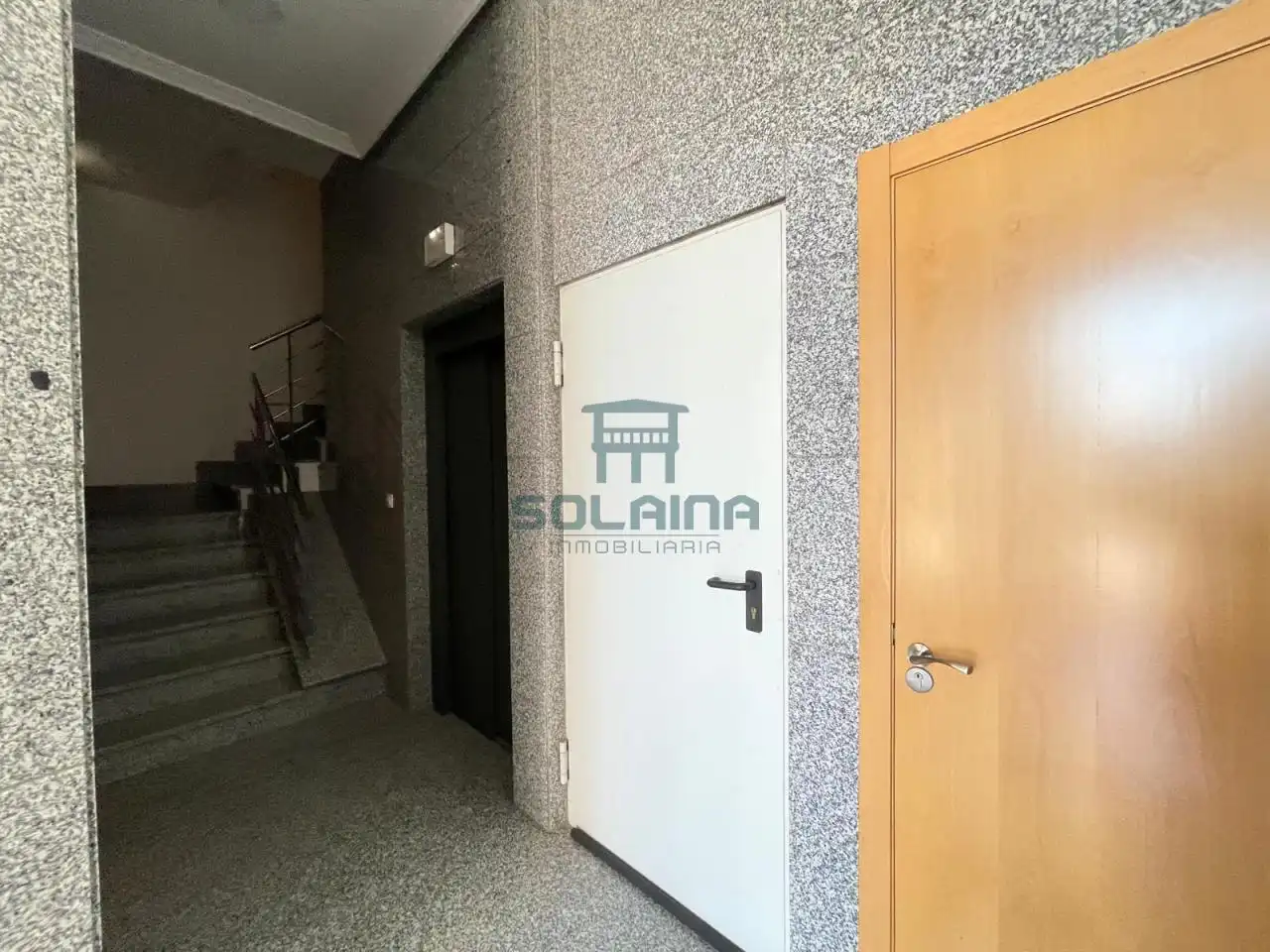 Flat with lift for sale in San Cibrao das Viñas, imagen 22
