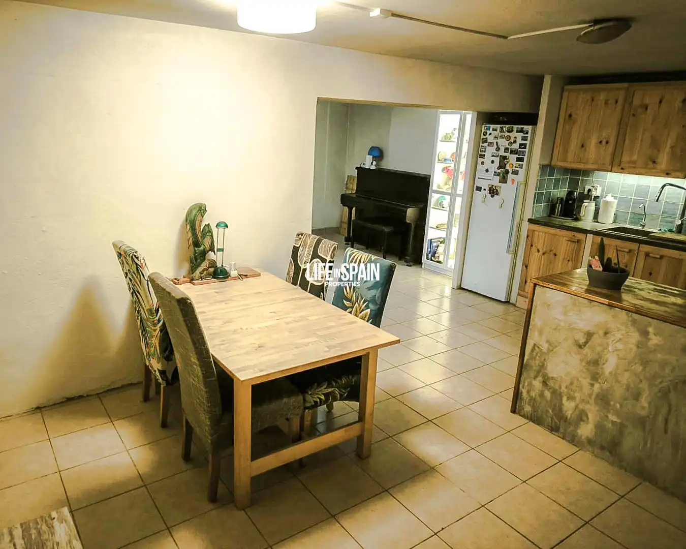 Esszimmer von Country house zum Verkauf in Rasquera mit Klimaanlage, Privatgarten und Terrasse