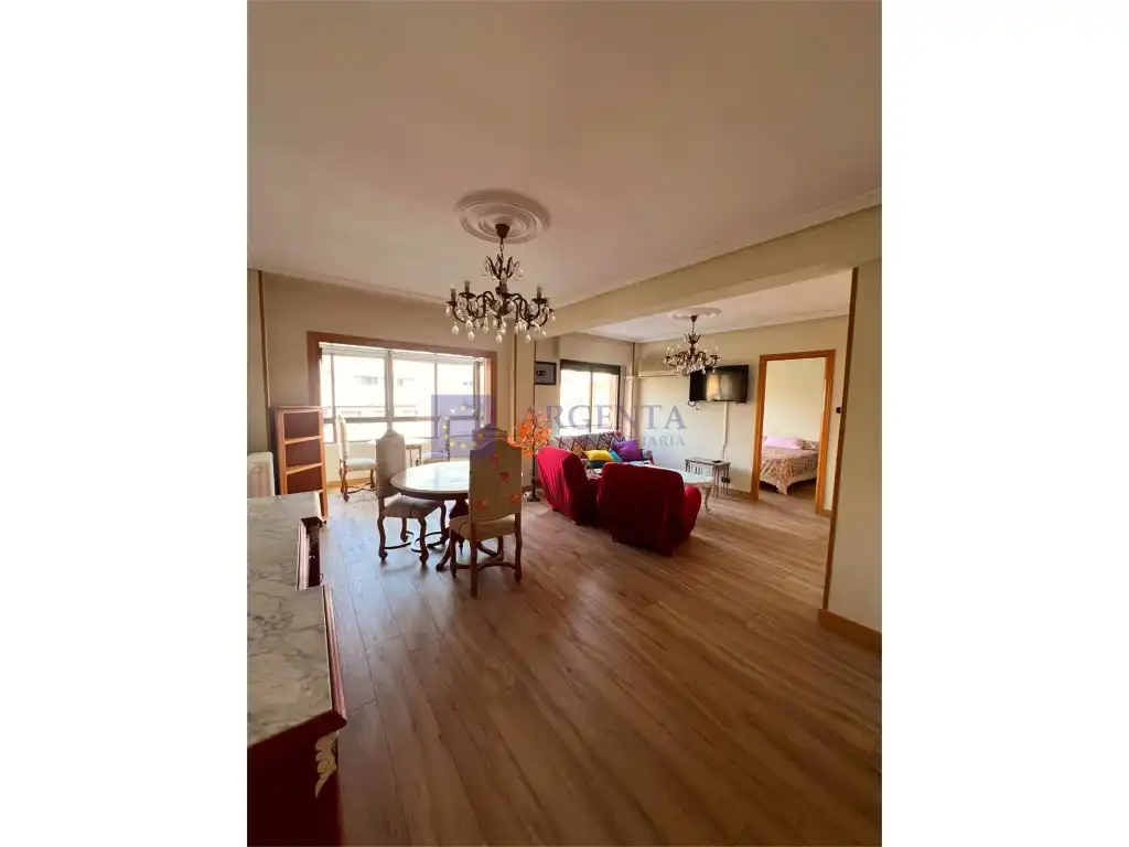 Appartement avec ascenseur à louer à Casco Antiguo
