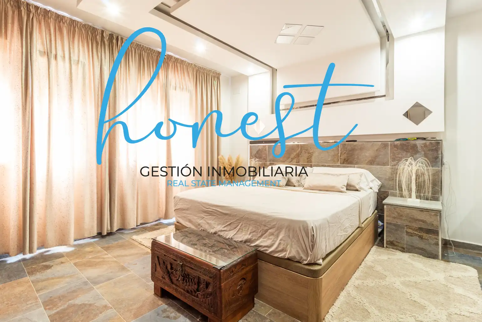Habitación de Casa o chalet en venta en Torremolinos con Aire acondicionado y Amueblado
