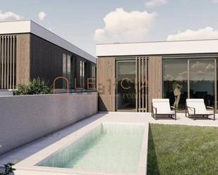 Terrassa de Casa o xalet en venda en Vigo  amb Calefacció, Jardí privat i Terrassa