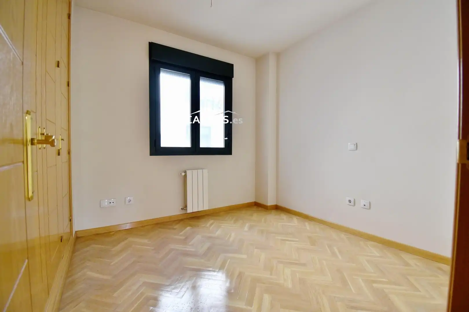 Bedroom of Flat for sale in Torrejón de Ardoz  with Heating, Parquet flooring and Storage room