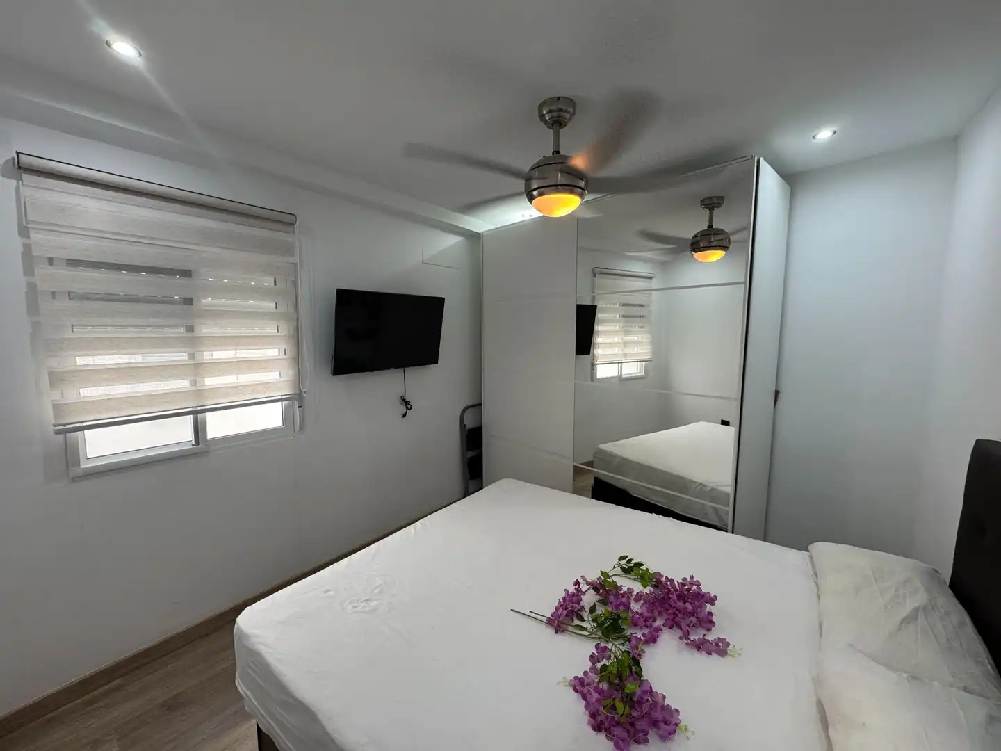Bedroom of Flat for sale in Málaga  with Air Conditioner, Heating and Furnished