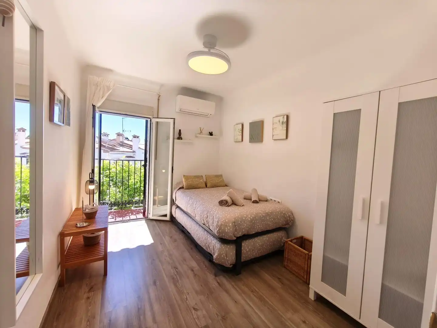 Habitación de Casa adosada de alquiler en Vélez-Málaga