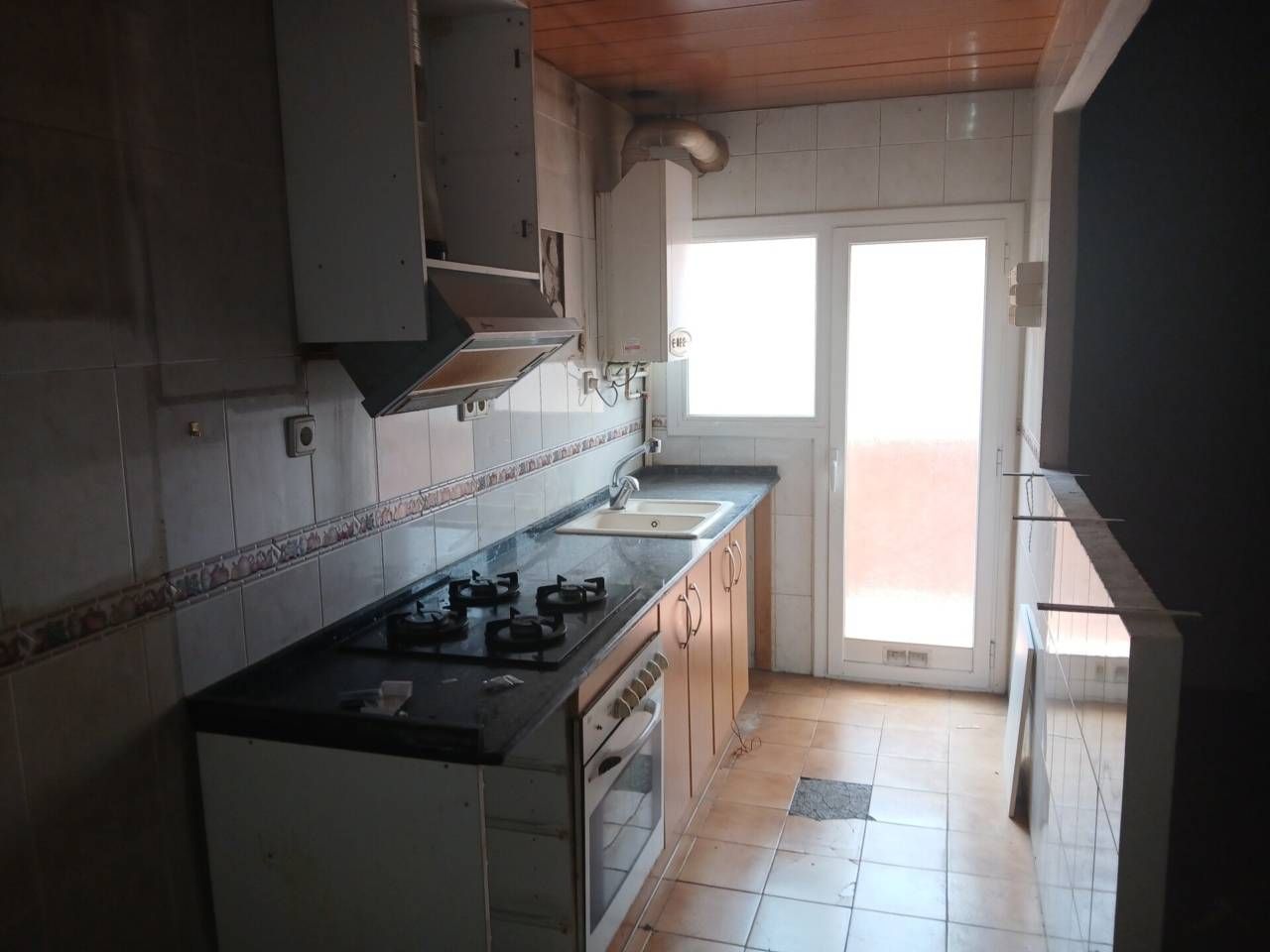 Kitchen of Flat for sale in Sabadell  with Heating and Balcony
