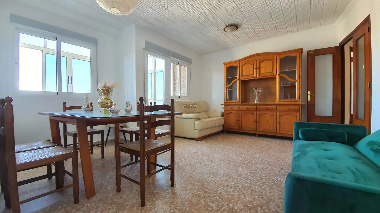 Sala d'estar de Pis de lloguer en Cartagena amb Moblat i Balcó