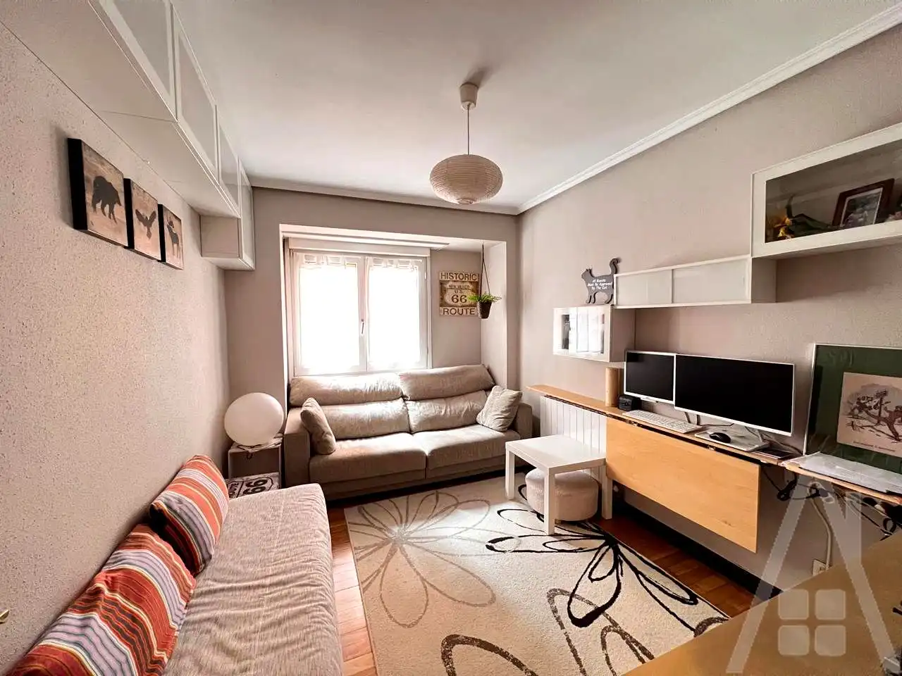 Sala de estar de Piso en venta en Basauri  con Calefacción, Parquet y Terraza