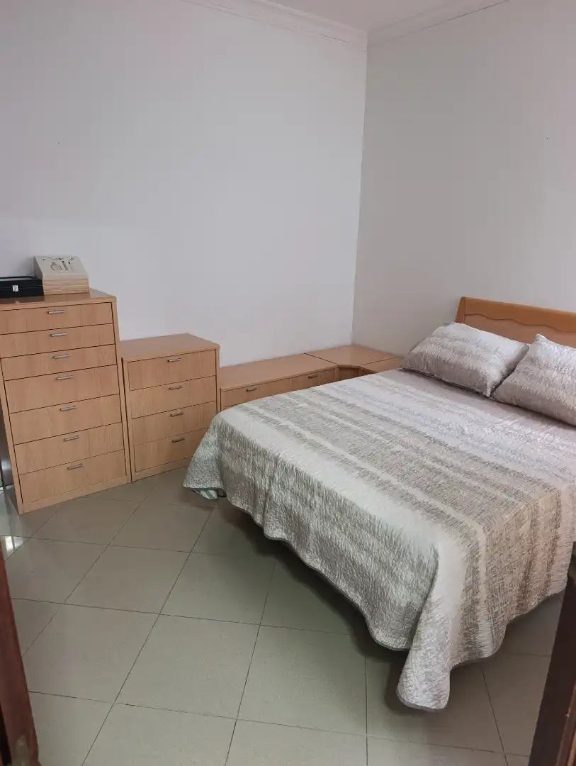 Schlafzimmer von Einfamilien-Reihenhaus zum Verkauf in Utrera mit Klimaanlage