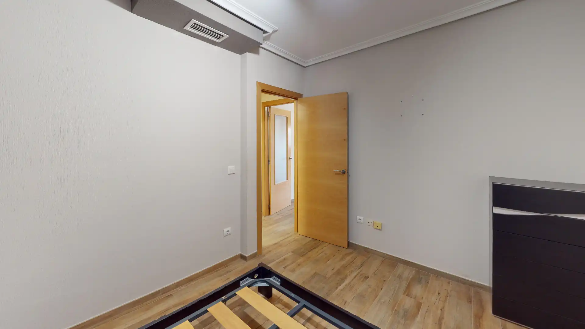 Habitación de Piso en venta en Elche / Elx con Aire acondicionado, Calefacción y Terraza